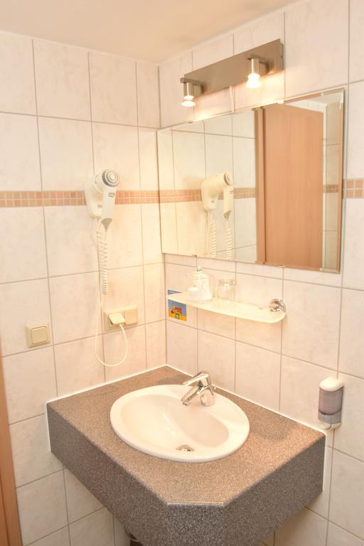 Landhotel Zur Guten Einkehr Grubschutz Bagian luar foto