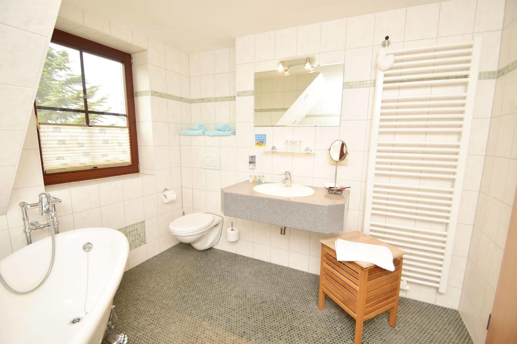 Landhotel Zur Guten Einkehr Grubschutz Bagian luar foto