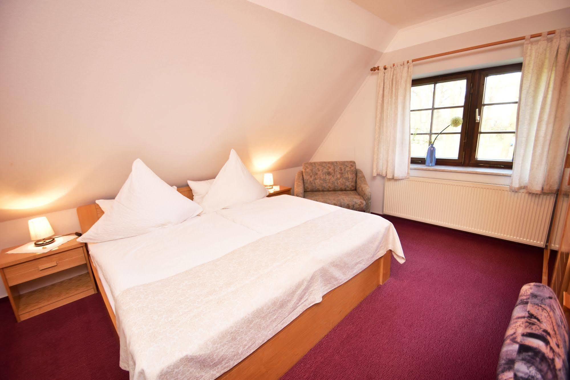 Landhotel Zur Guten Einkehr Grubschutz Bagian luar foto