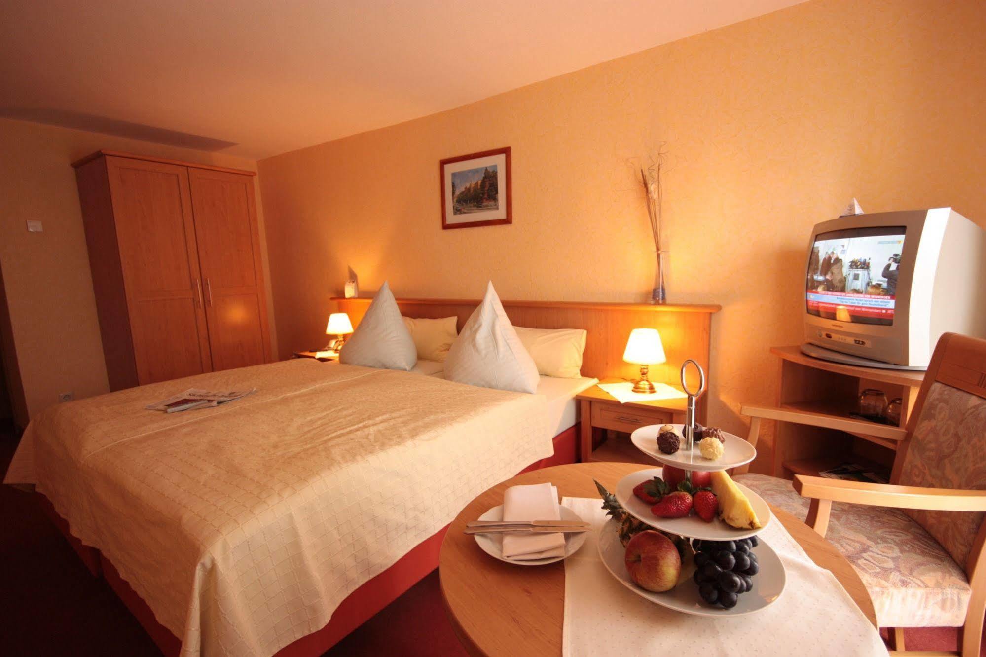Landhotel Zur Guten Einkehr Grubschutz Bagian luar foto